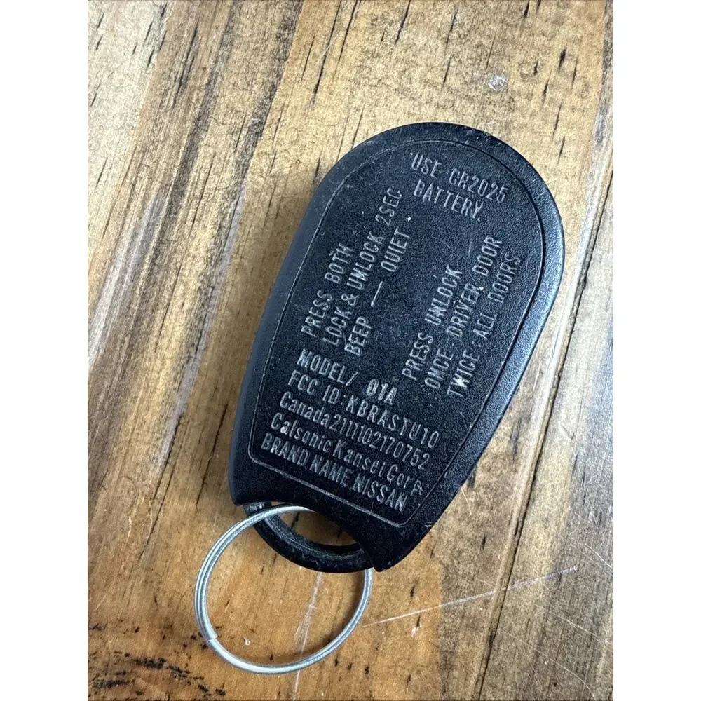 OEM 2001 Nissan Frontier Pathfinder XTERRA Remote Key FOB Model 01A Unlock GUC - Picture 3 of 7